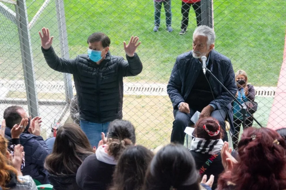 Eduardo Mones Ruiz y Fabián Filomena en Villa de Merlo