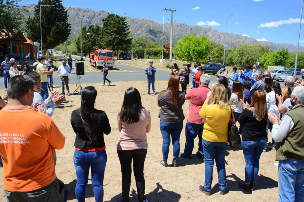 Ruta 1: en Cortaderas también inauguraron rotonda de acceso