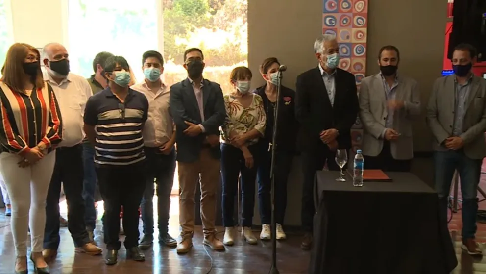 El Gobernador firmó el decreto de creación del Centro de convenciones de Villa de Merlo