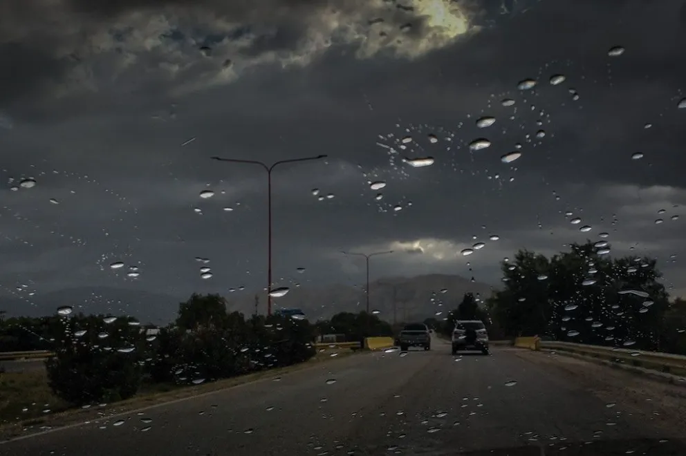 Alerta por fuertes tormentas en gran parte de la provincia.