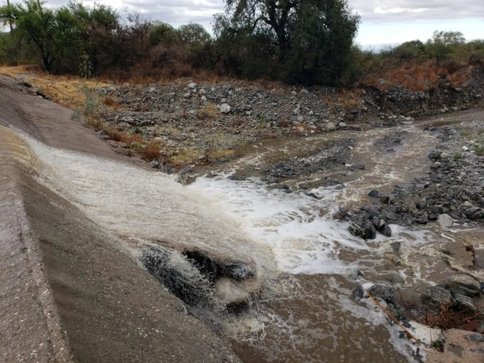 Después de 6 meses Villa de Merlo tuvo una lluvia importante
