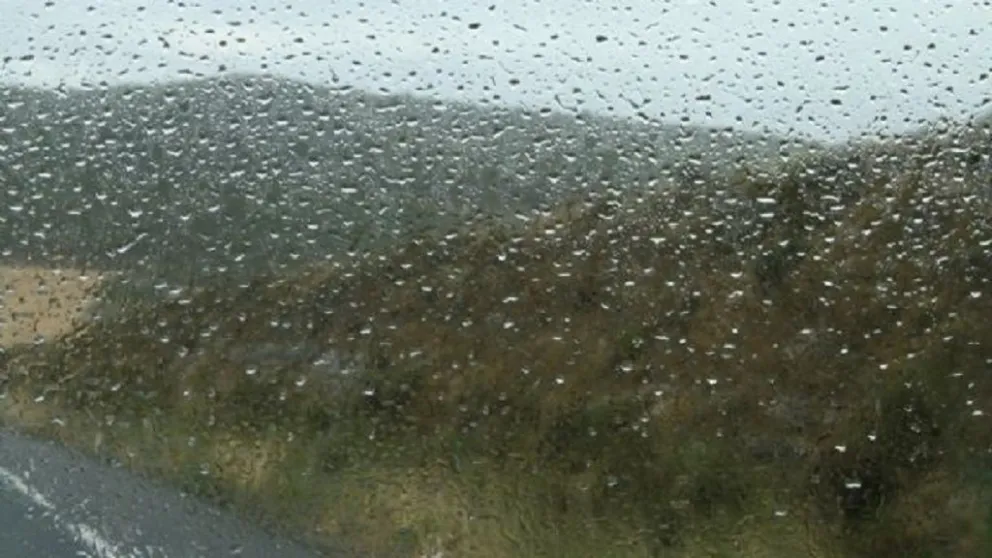 La REM señaló que las precipitaciones continuaban registrándose durante la mañana y que el informe se actualizará en las próximas horas