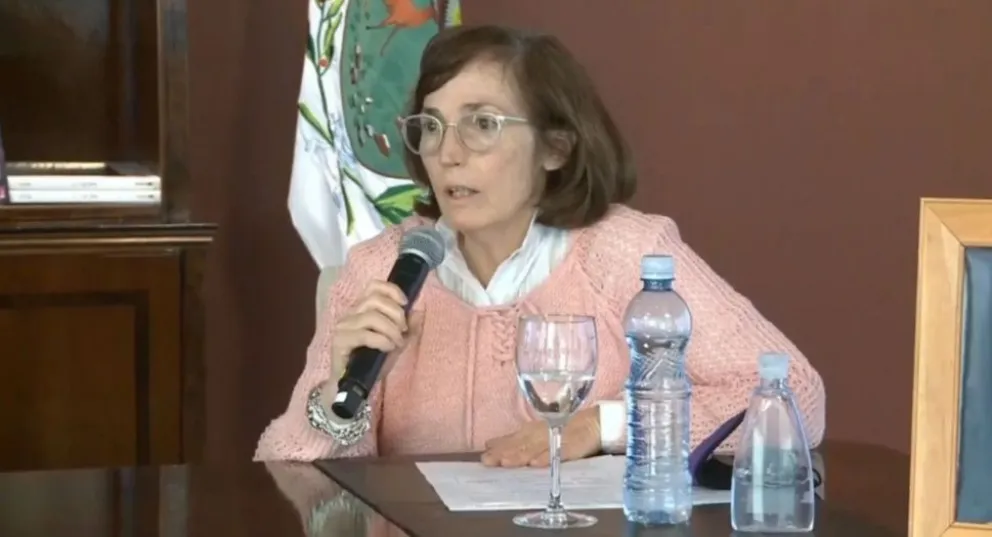 “Todo contacto estrecho debe aislarse por 10 días”